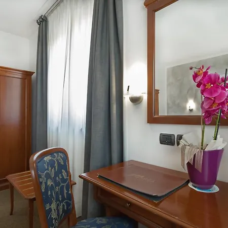 호텔 Medea (adults Only) 알바