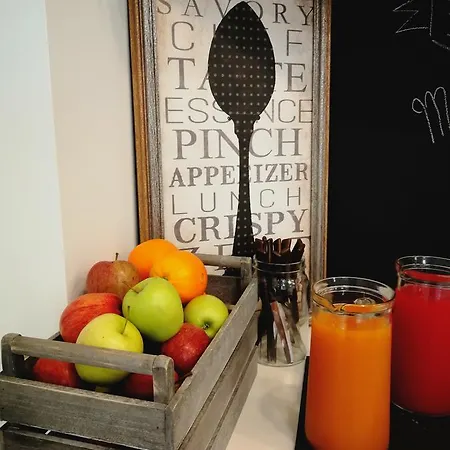 Medea (adults Only) 3*