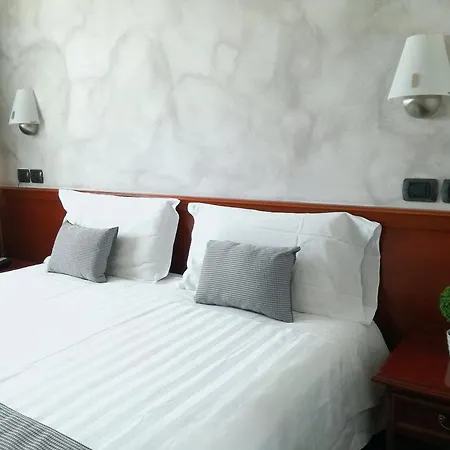 Medea (adults Only) 3* Alba (Piedmont)
