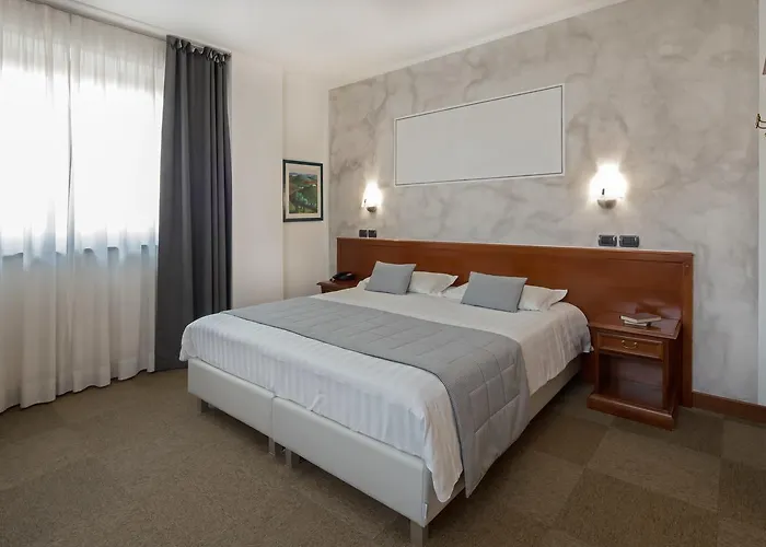 Medea (adults Only) Alba (Piedmont)