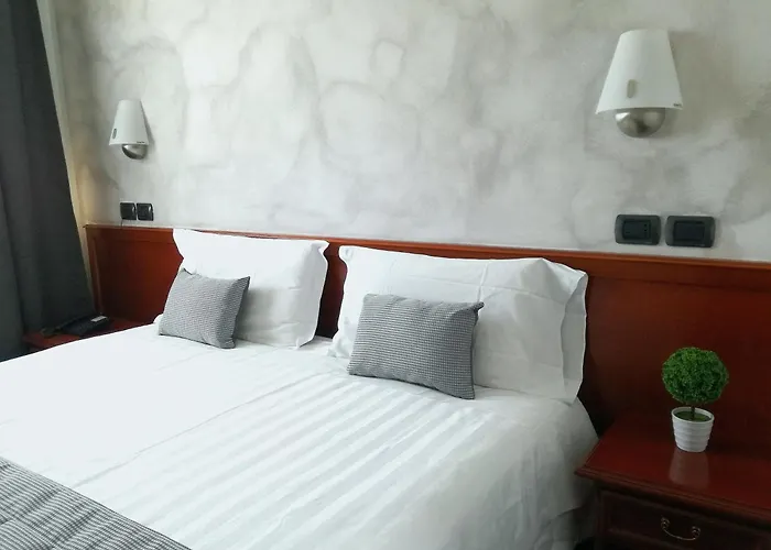 Medea (adults Only) 3* Alba (Piedmont)